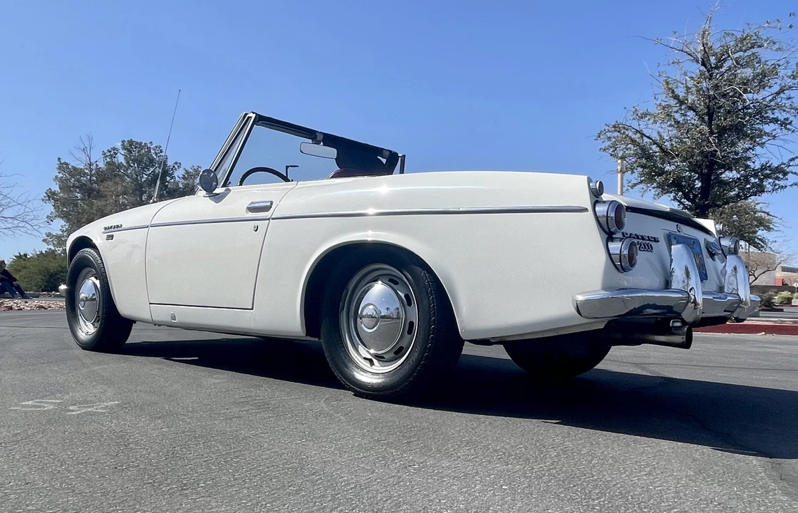 1968 Nissan Datsun Sports - Image 31 of 31