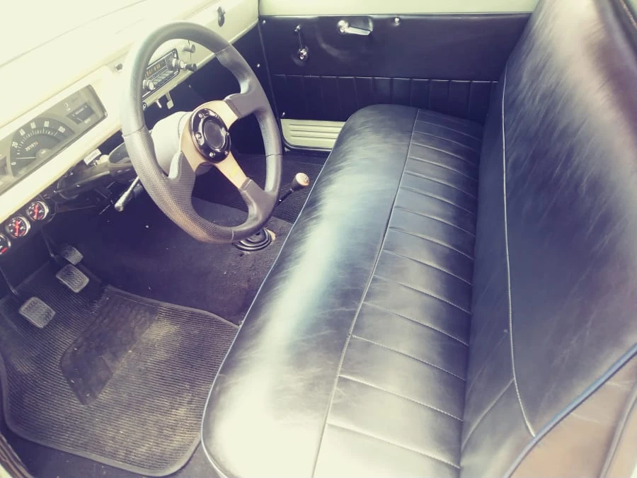 1968 Nissan - Image 4 of 12