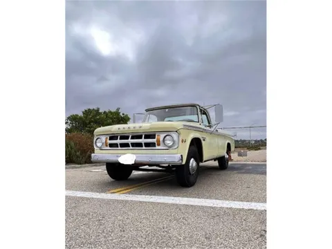 1968 Dodge D200