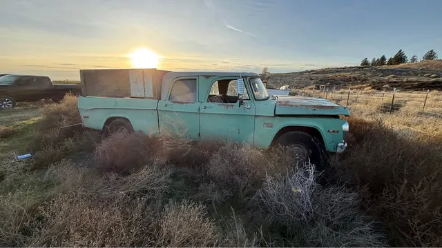 1968 Dodge D250 Club Cab