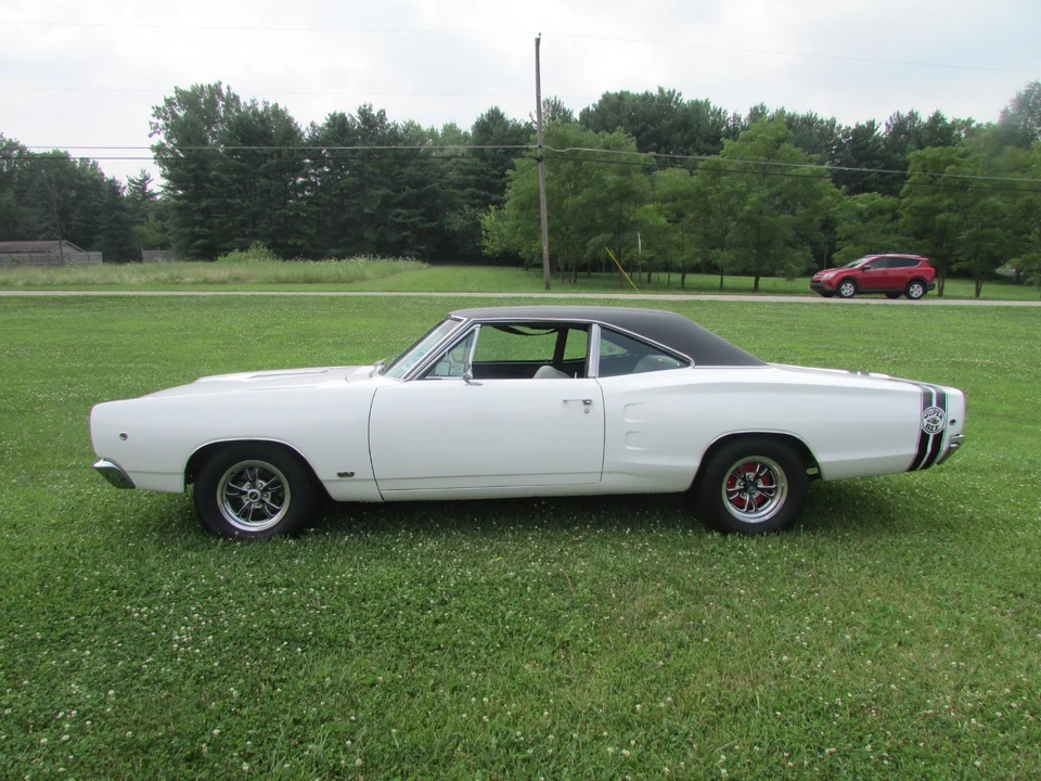 1968 Dodge Super Bee - Image 2 of 26