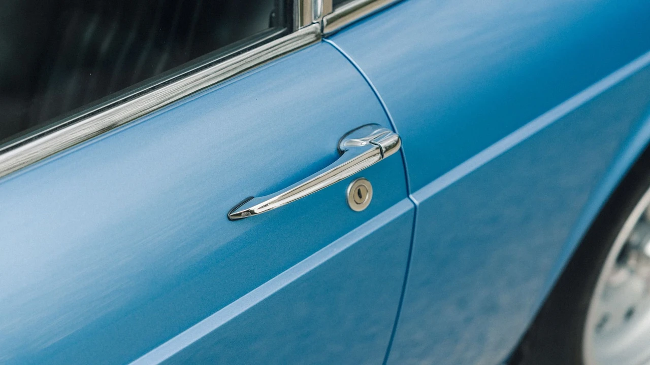 1968 Ferrari 330 GTC & GTS - Image 18 of 31