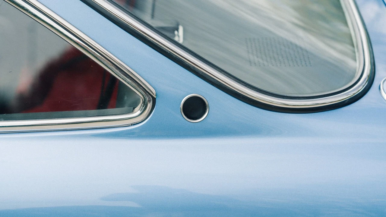 1968 Ferrari 330 GTC & GTS - Image 25 of 31