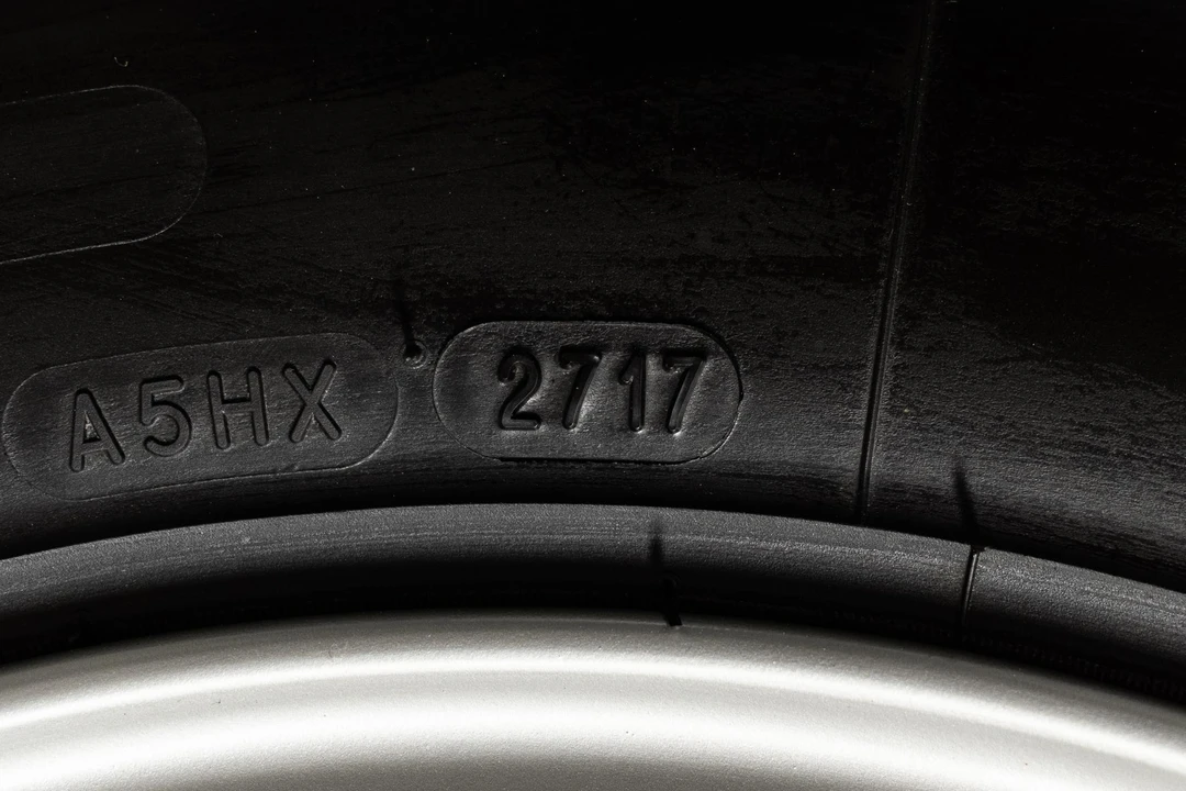 1968 Ferrari 330 GTC & GTS - Image 30 of 31