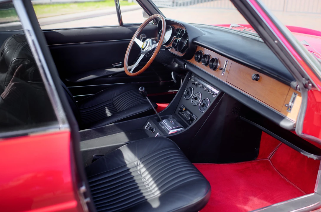 1968 Ferrari 330 GTC & GTS - Image 26 of 31