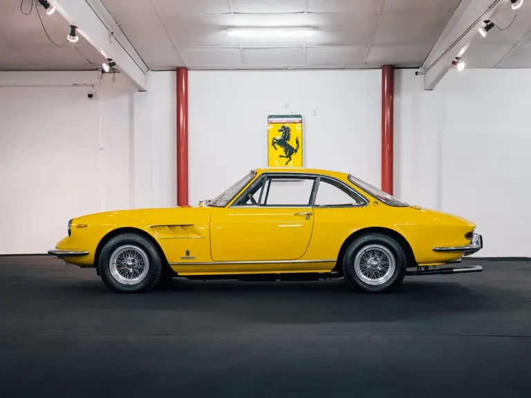 1968 Ferrari 330 GTC & GTS - Image 25 of 31