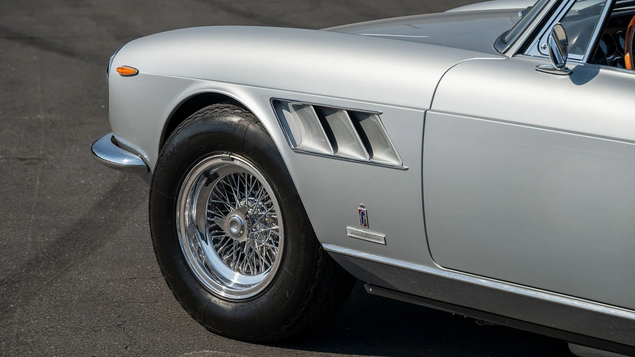 1968 Ferrari 330 GTC & GTS - Image 24 of 31