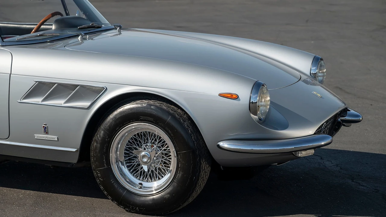 1968 Ferrari 330 GTC & GTS - Image 25 of 31