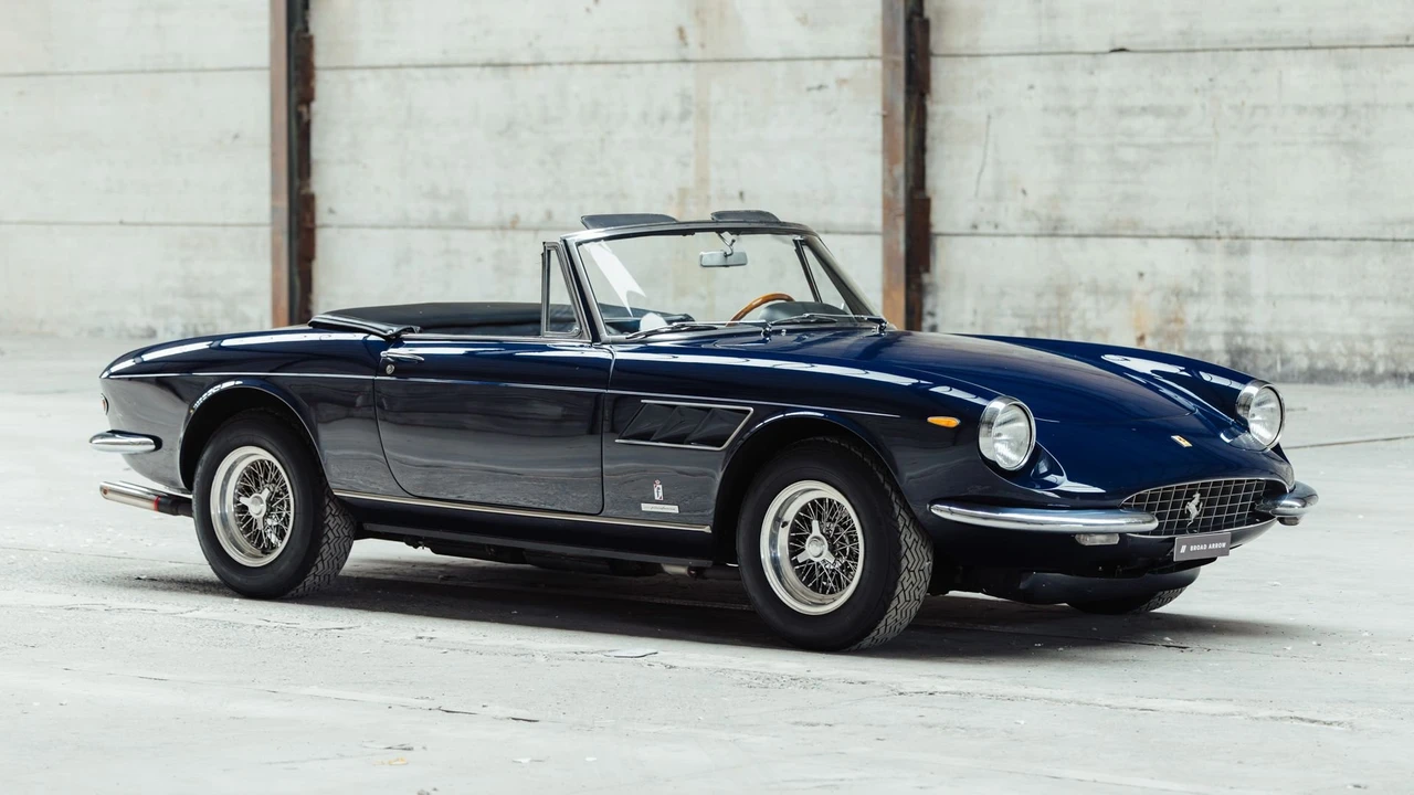 1968 Ferrari 330 GTC & GTS - Image 24 of 31