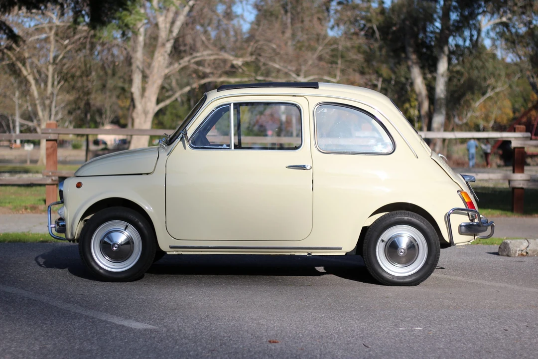 1968 Fiat Nuova 500 - Image 9 of 31