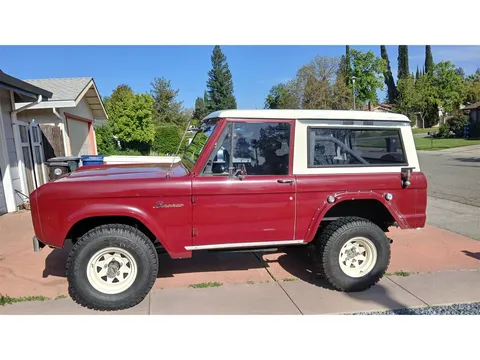 1968 Ford Bronco Wagon