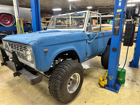 1968 Ford Bronco Sport Utility 2D