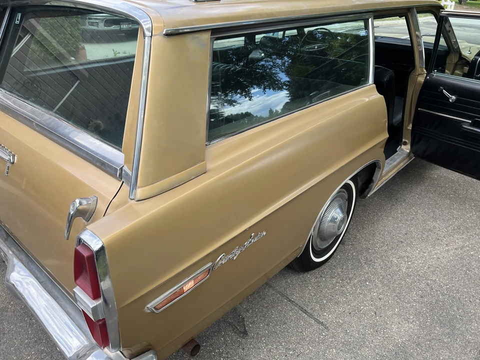 1968 Ford Country Sedan - Image 27 of 31