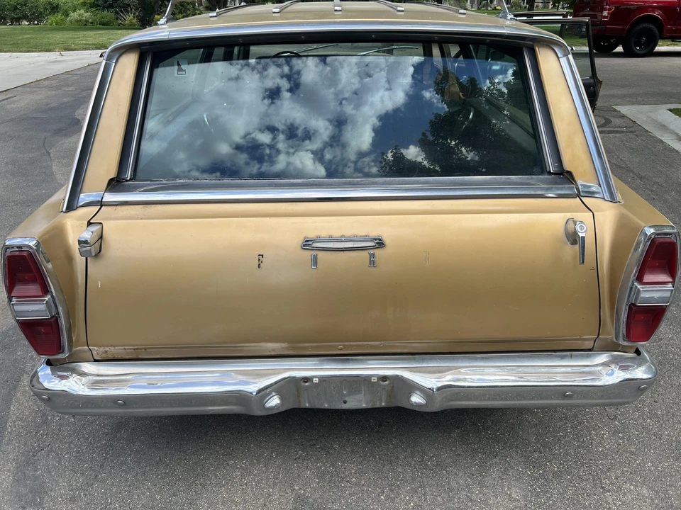1968 Ford Country Sedan - Image 21 of 31