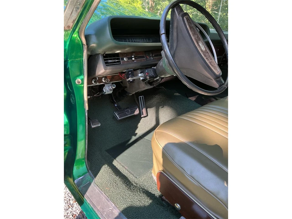 1968 Ford Country Squire - Image 6 of 21