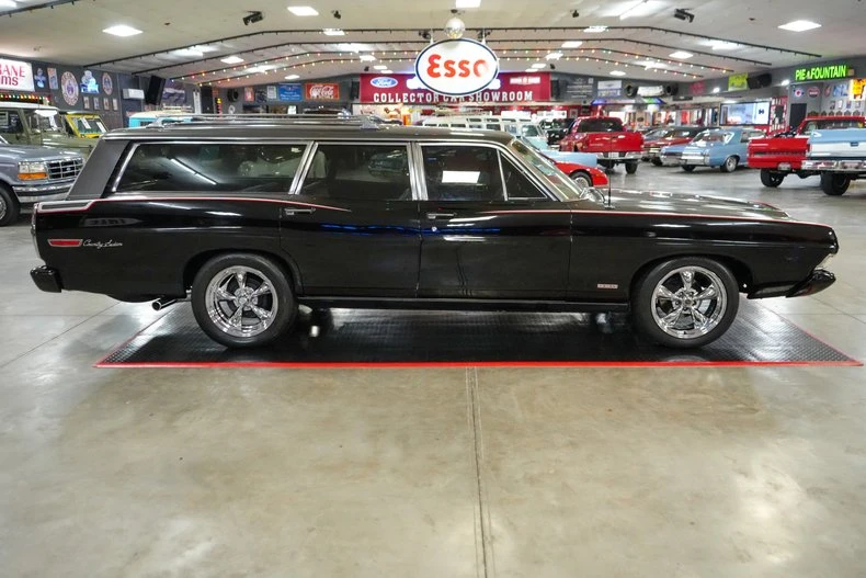 1968 Ford Country Squire - Image 8 of 31