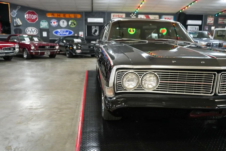 1968 Ford Country Squire - Image 28 of 31