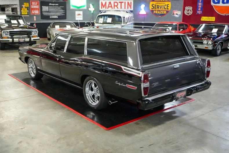 1968 Ford Country Squire - Image 12 of 31
