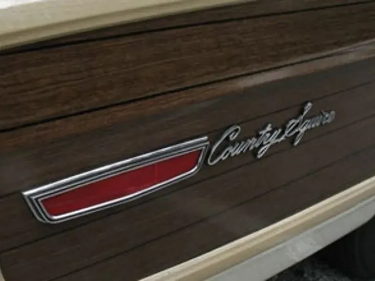 1968 Ford Country Squire - Image 7 of 11