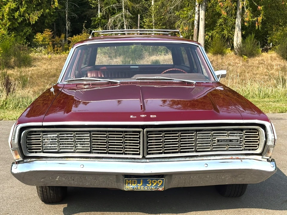 1968 Ford Country Squire - Image 8 of 31