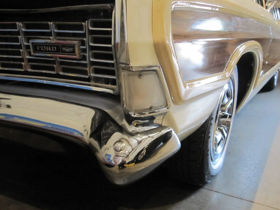 1968 Ford Country Squire - Image 18 of 31