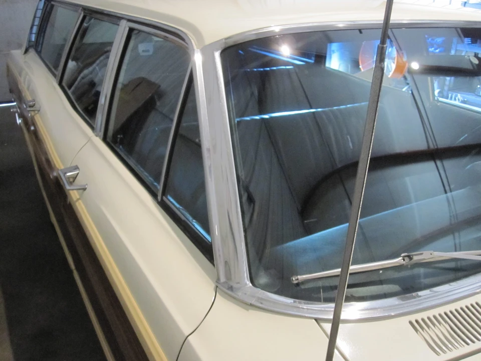 1968 Ford Country Squire - Image 20 of 31