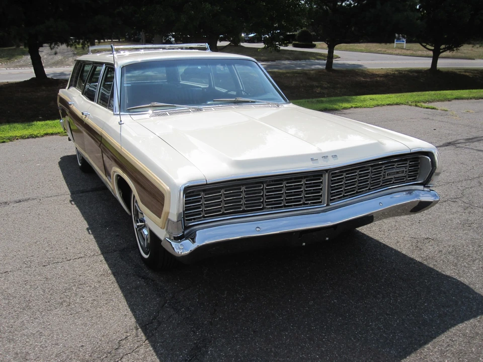 1968 Ford Country Squire - Image 2 of 31