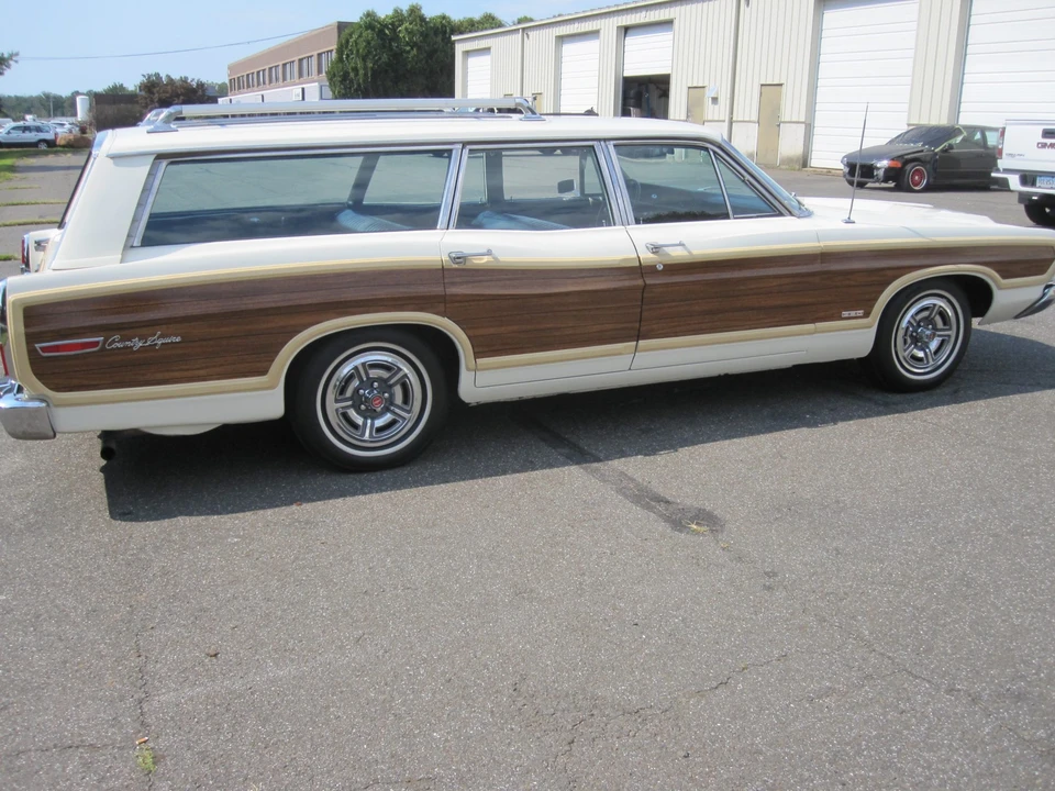 1968 Ford Country Squire - Image 6 of 31