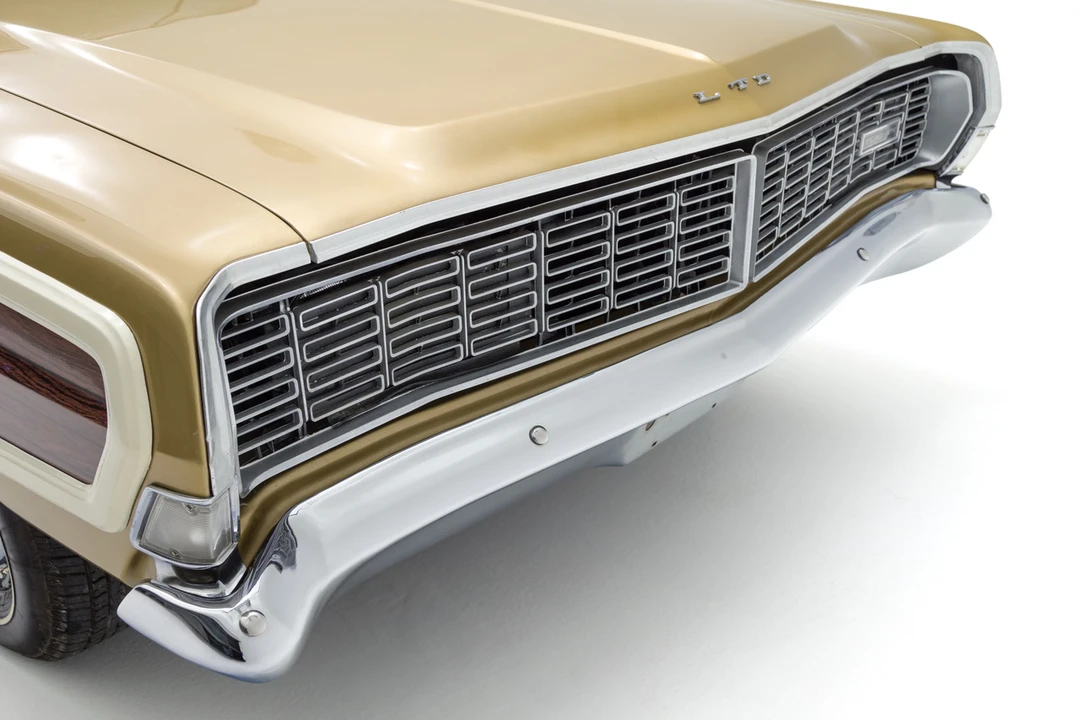 1968 Ford Country Squire - Image 11 of 31