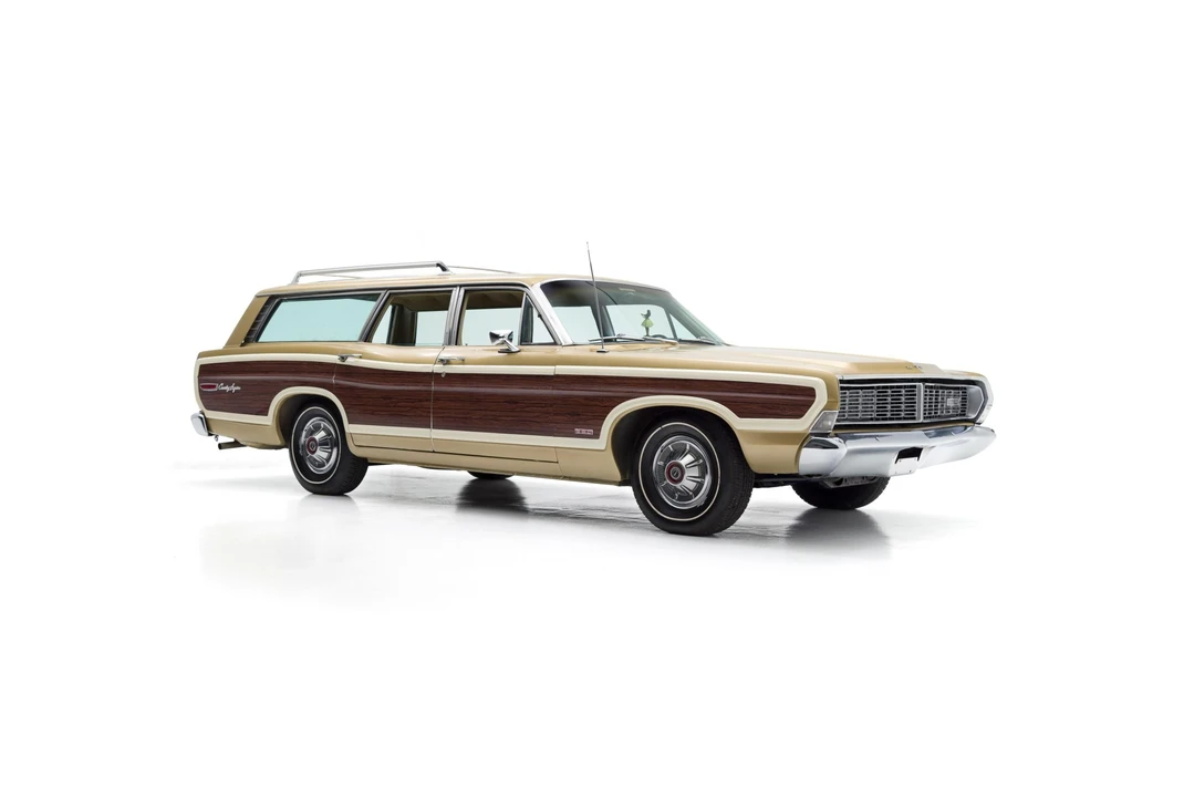 1968 Ford Country Squire - Image 4 of 31
