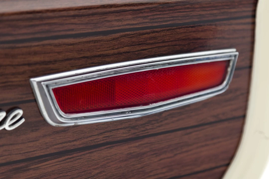 1968 Ford Country Squire - Image 24 of 31