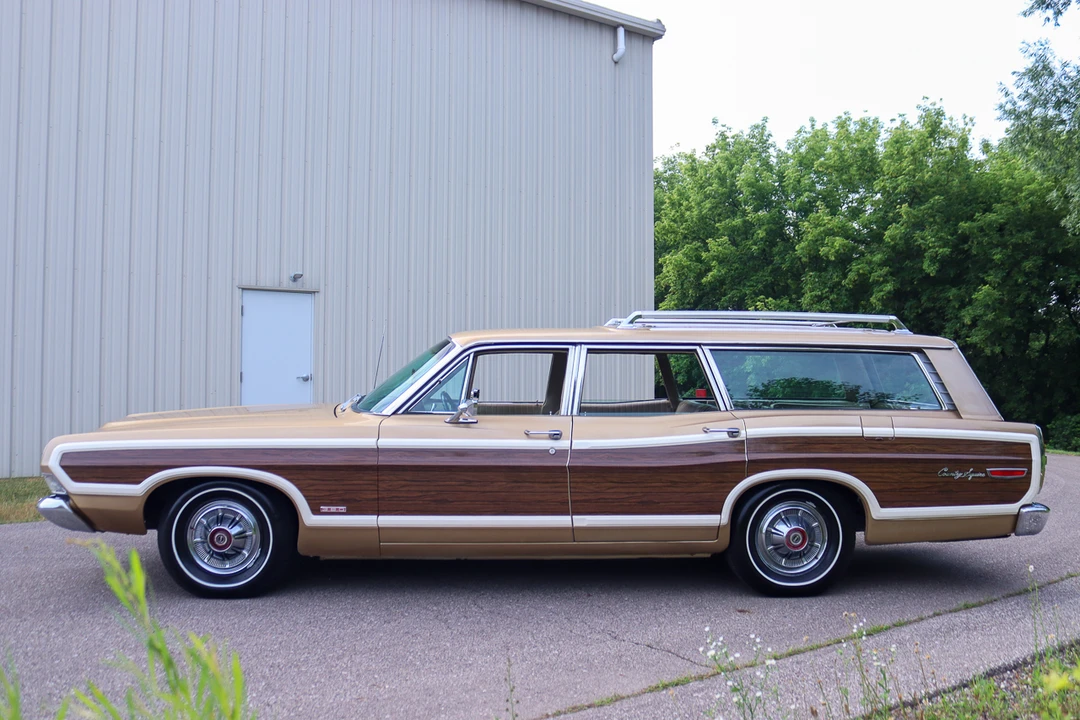 1968 Ford Country Squire - Image 9 of 31
