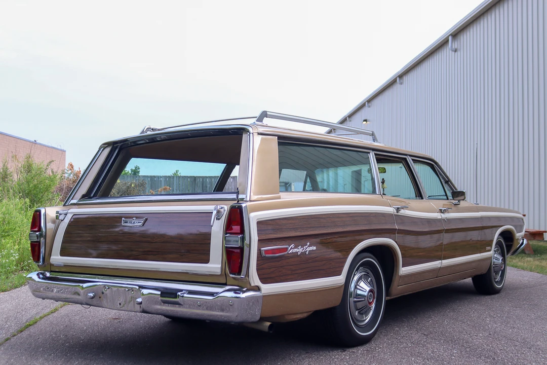 1968 Ford Country Squire - Image 6 of 31