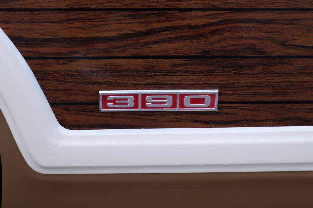 1968 Ford Country Squire - Image 26 of 31