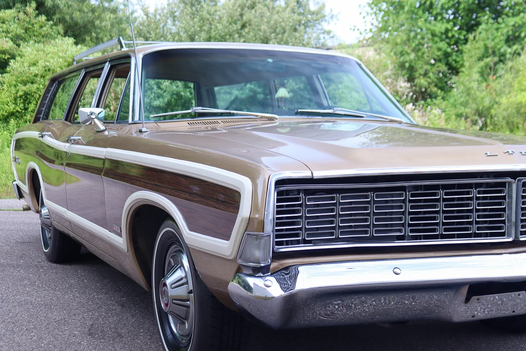 1968 Ford Country Squire - Image 11 of 31