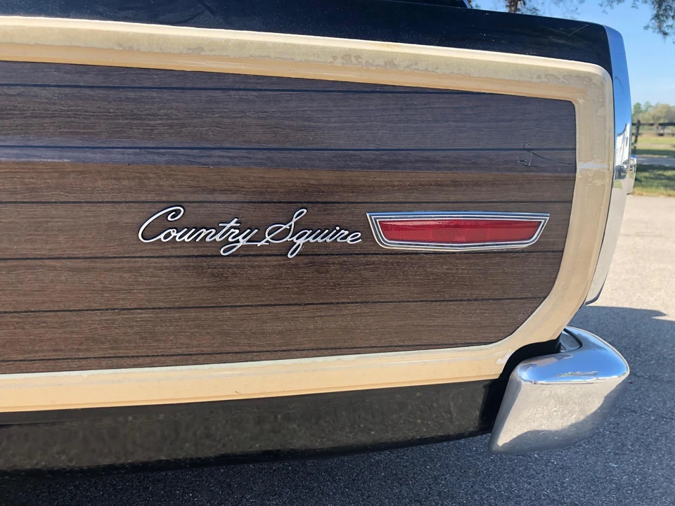 1968 Ford Country Squire - Image 12 of 31