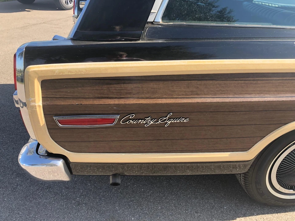 1968 Ford Country Squire - Image 13 of 31