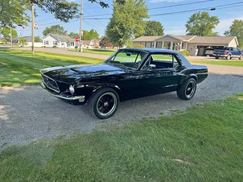 1968 Ford Mustang Deluxe Coupe 2D