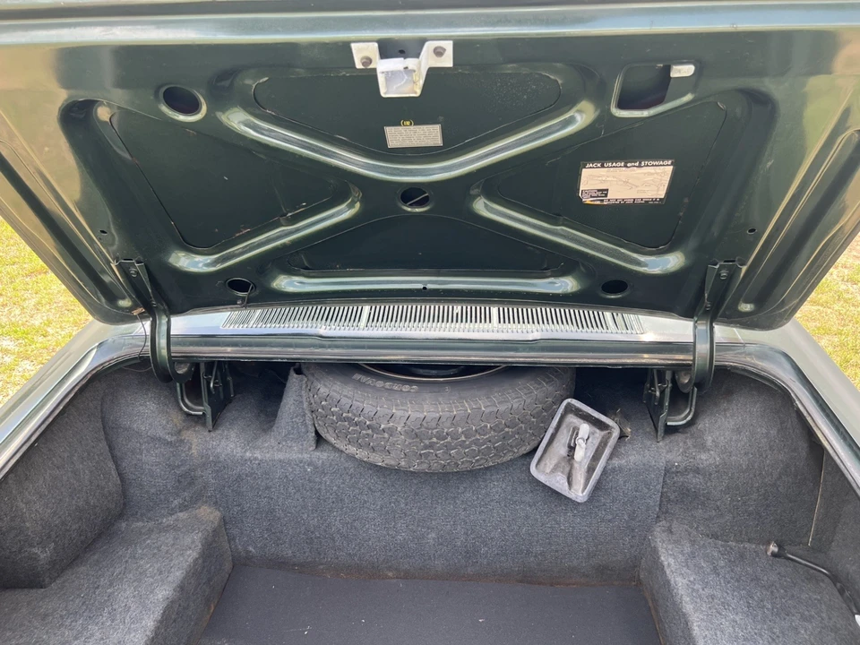 1968 Ford Thunderbird 5th Gen - Image 26 of 30