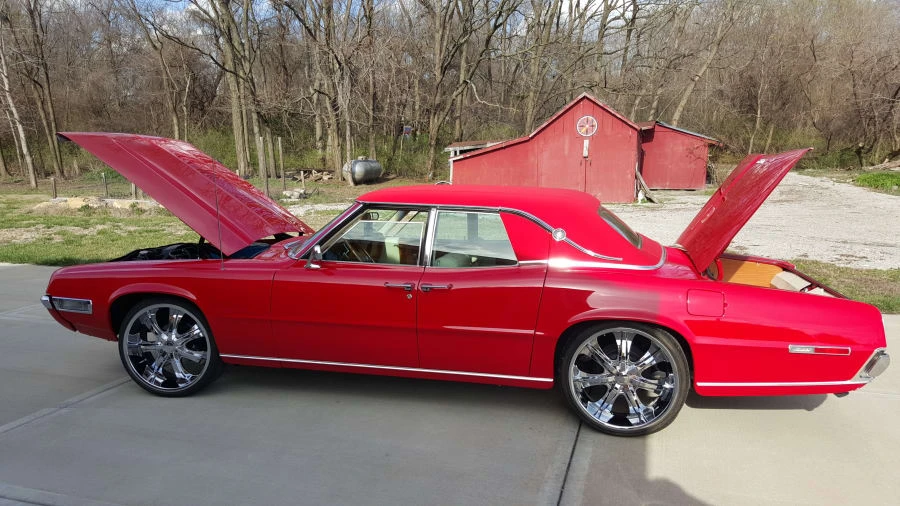 1968 Ford Thunderbird 5th Gen - Image 11 of 12