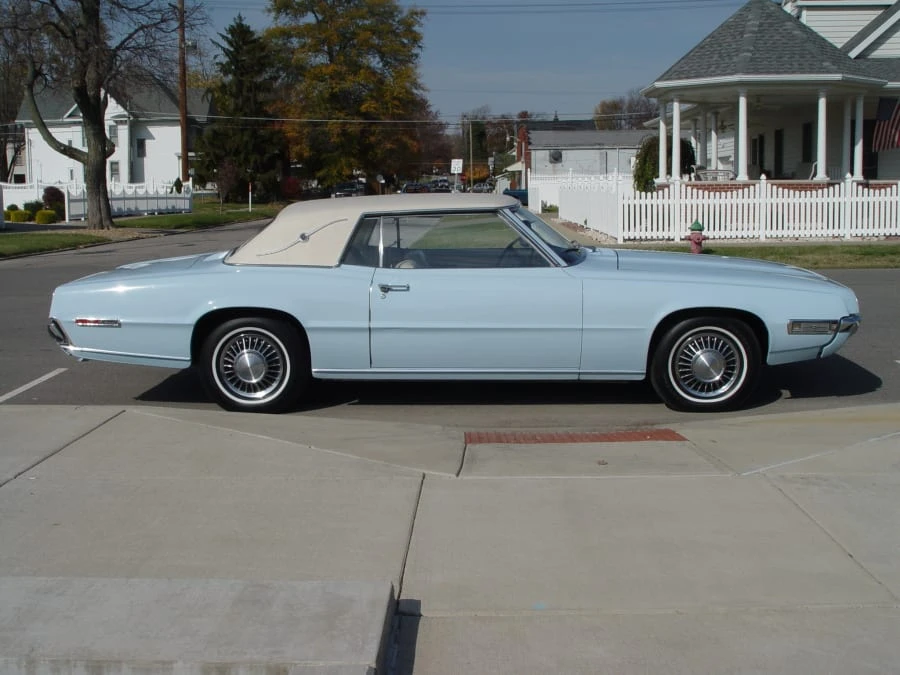1968 Ford Thunderbird 5th Gen - Image 2 of 8