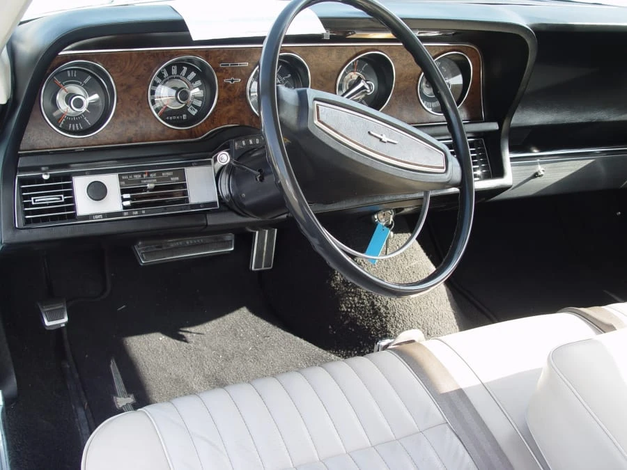 1968 Ford Thunderbird 5th Gen - Image 5 of 8