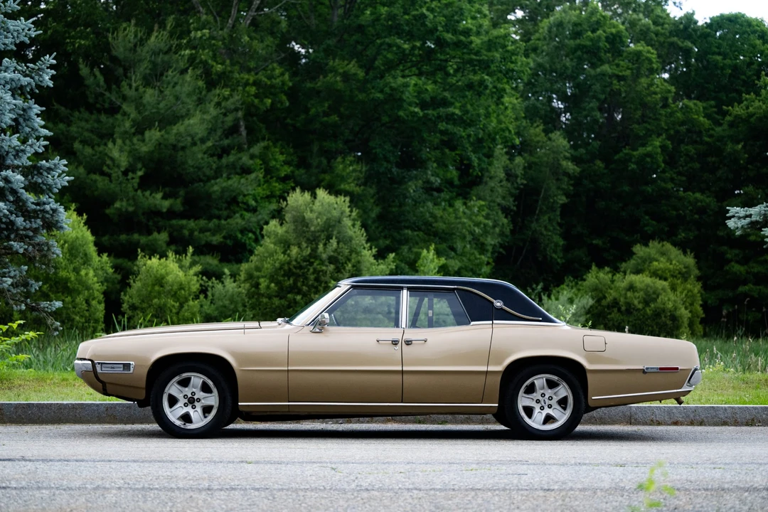 1968 Ford Thunderbird 5th Gen - Image 25 of 31