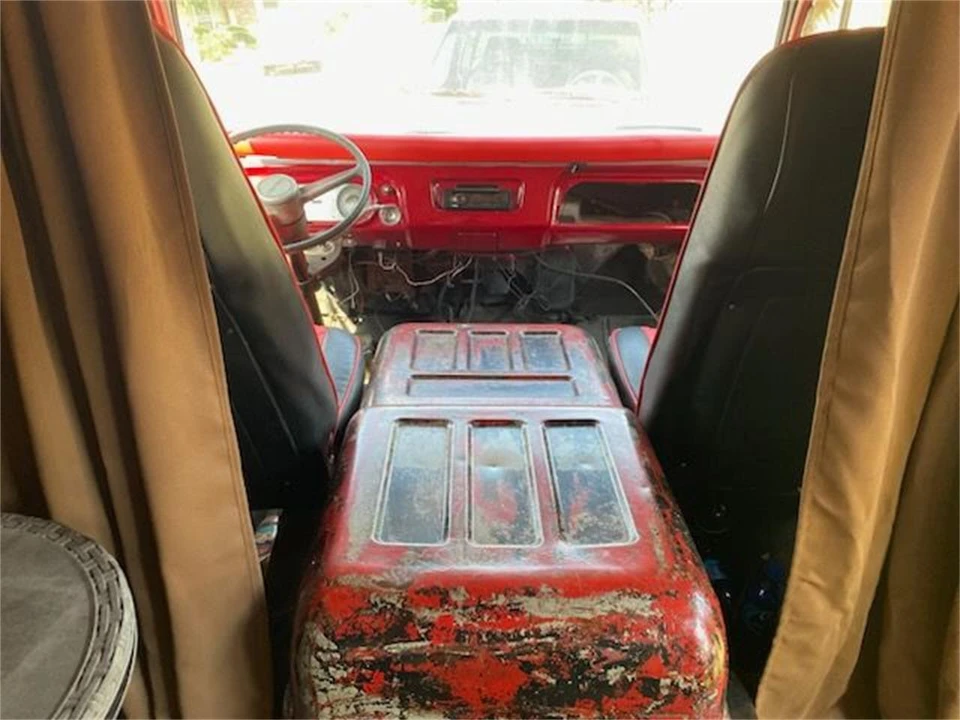 1968 GMC G-series Van - Image 17 of 19