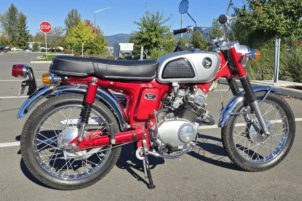 1968 Honda Motorcycles - Image 2 of 8