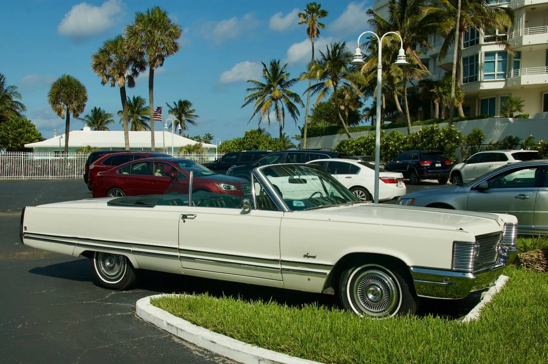 1968 Chrysler Imperial 3rd Gen - Image 17 of 31