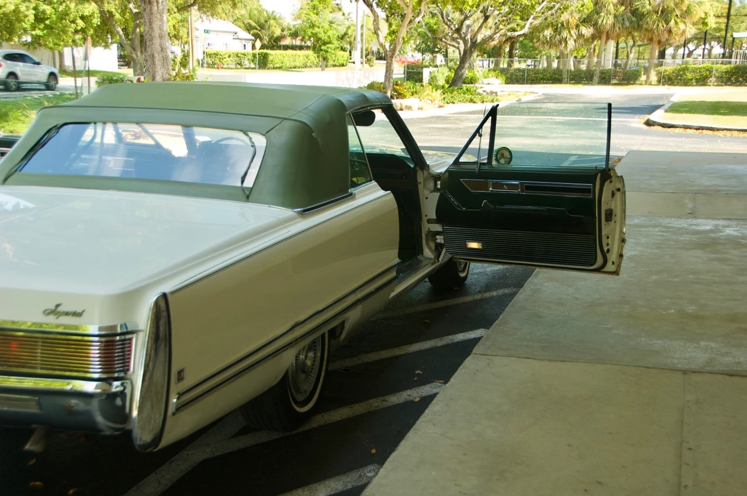 1968 Chrysler Imperial 3rd Gen - Image 16 of 31
