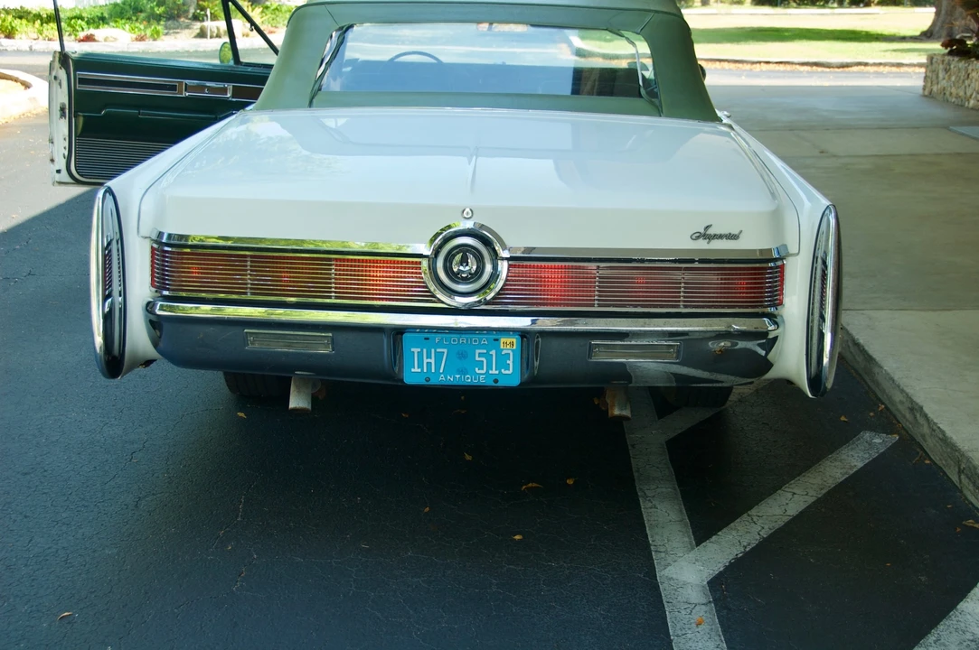 1968 Chrysler Imperial 3rd Gen - Image 15 of 31
