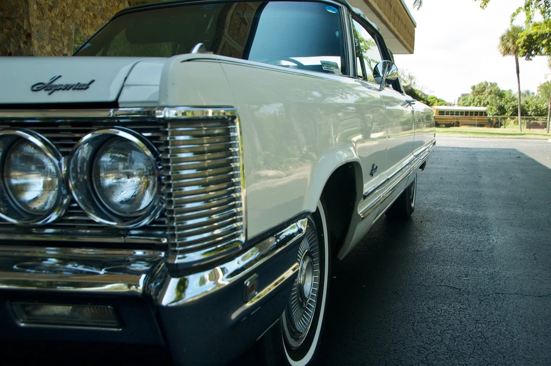 1968 Chrysler Imperial 3rd Gen - Image 13 of 31