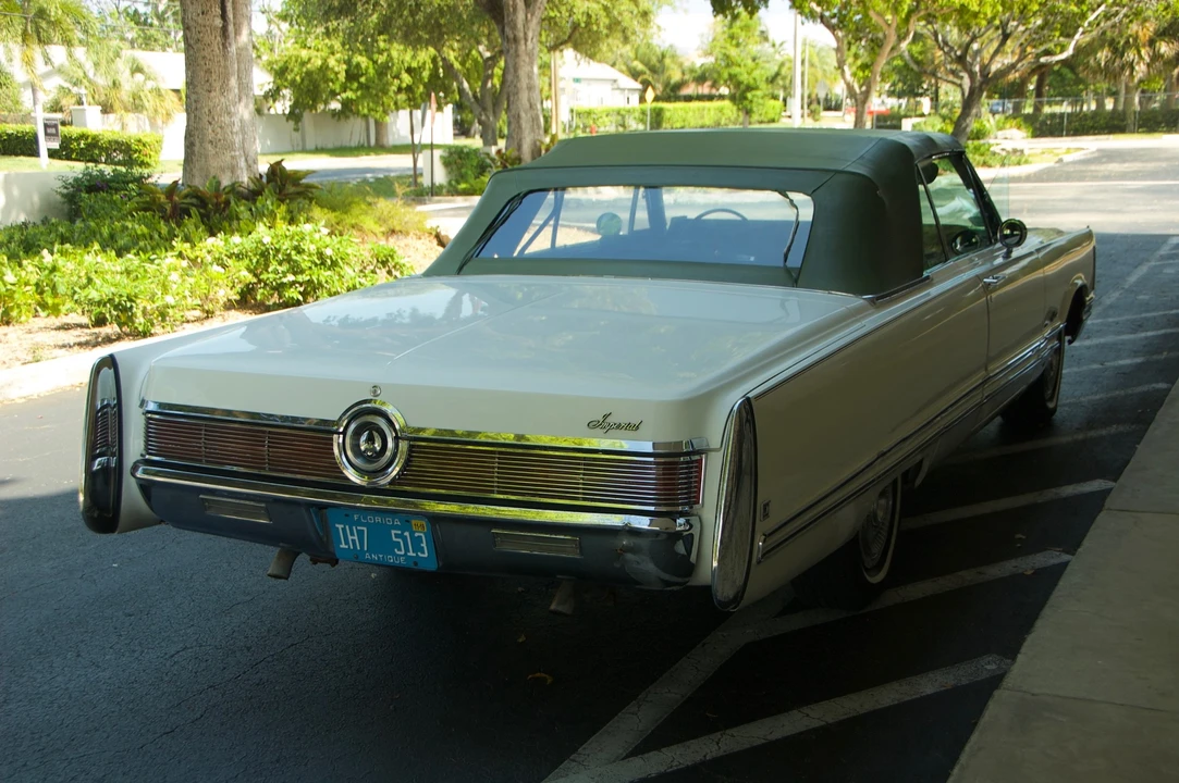 1968 Chrysler Imperial 3rd Gen - Image 9 of 31